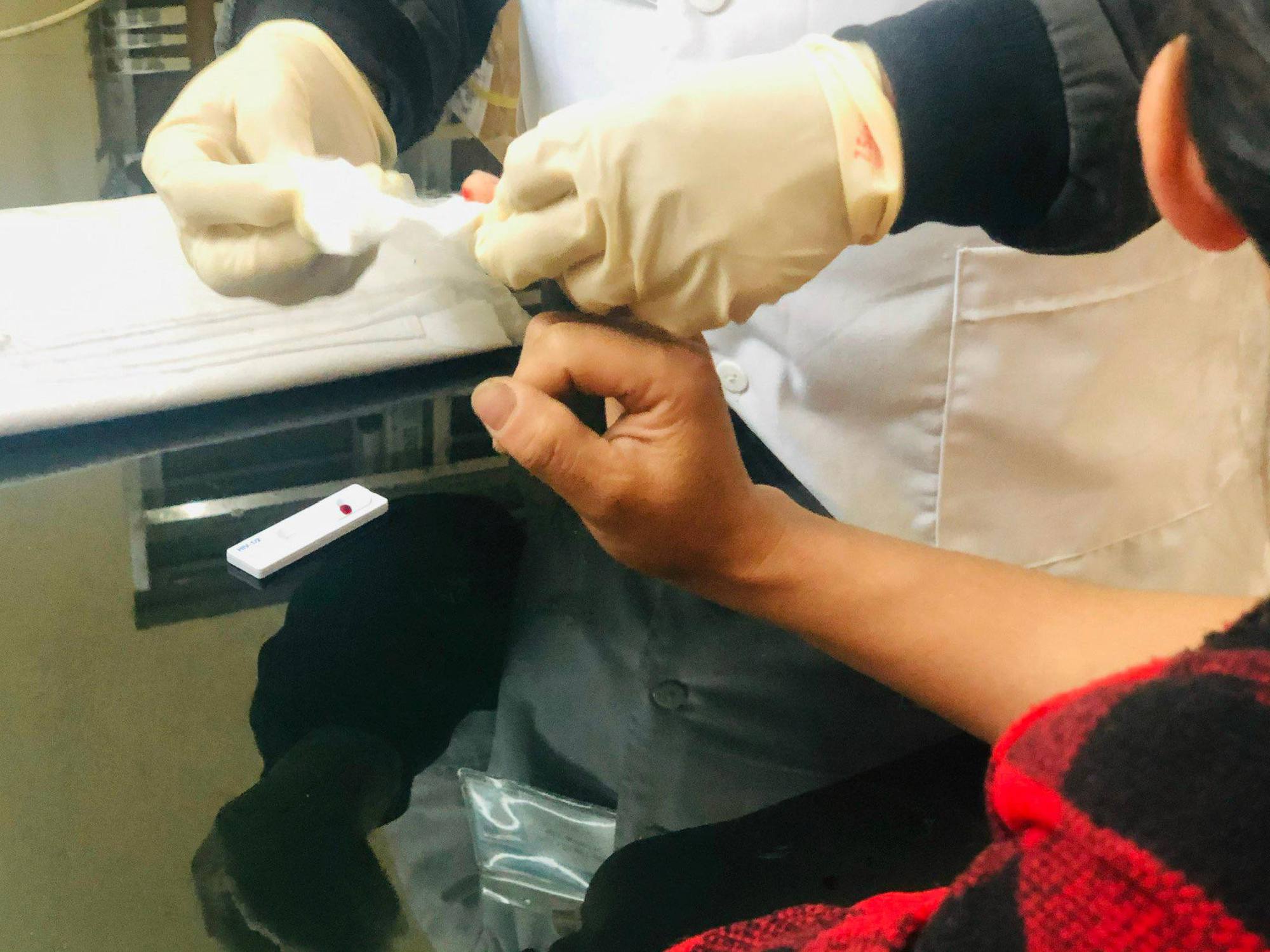 Ninh Bình: Gần 1.500 người được điều trị miễn phí thuốc ARV - Ảnh 1.