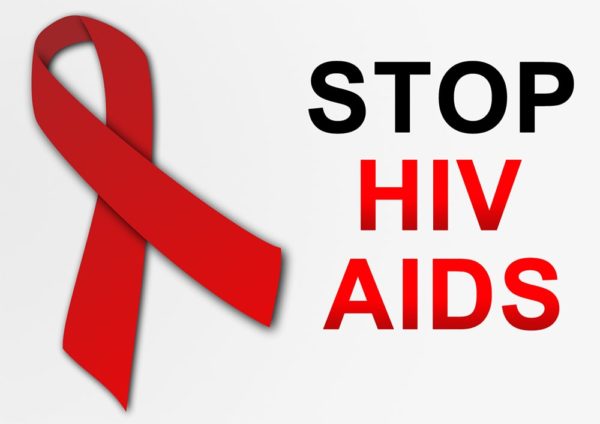 Cuộc chiến chống HIV/AIDS trên toàn cầu đối mặt nhiều thách thức - Ảnh 1.