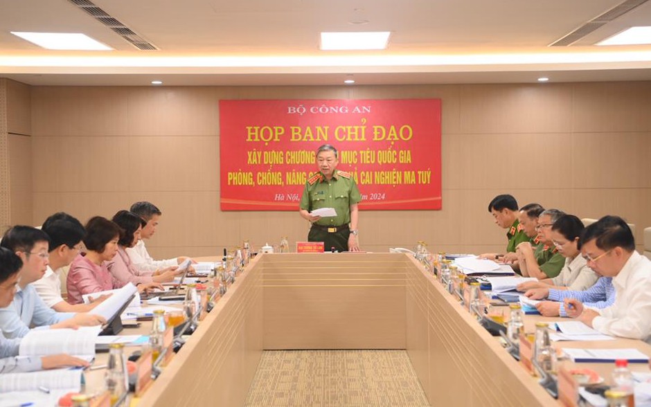 Khẩn trương xây dựng Chương trình MTQG phòng chống, nâng cao hiệu quả cai nghiện ma tuý