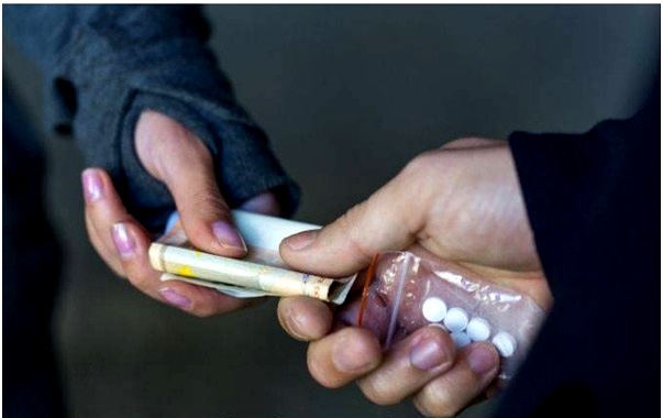 Xử lý nghiêm hành vi sử dụng ma túy theo quy định mới- Ảnh 1.