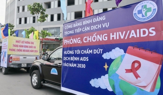 Lan tỏa yêu thương để không ai bị bỏ lại phía sau trong cuộc chiến với HIV/AIDS- Ảnh 1.