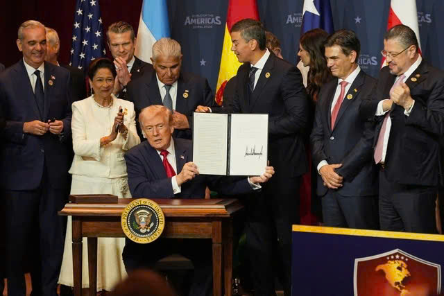 Tổng thống Mỹ Donald Trump lập liên minh quân sự 17 nước chống ma túy- Ảnh 1.