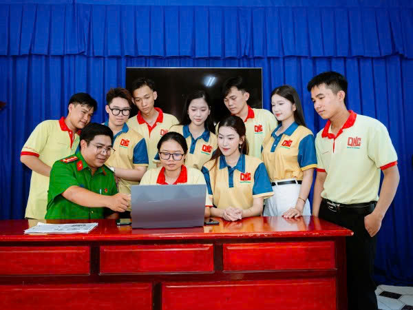 Cà Mau triệt phá 228 vụ ma túy, tăng tốc xây dựng địa bàn không ma túy- Ảnh 1. Cà Mau triệt phá 228 vụ ma túy, tăng tốc xây dựng địa bàn không ma túy- Ảnh 1.