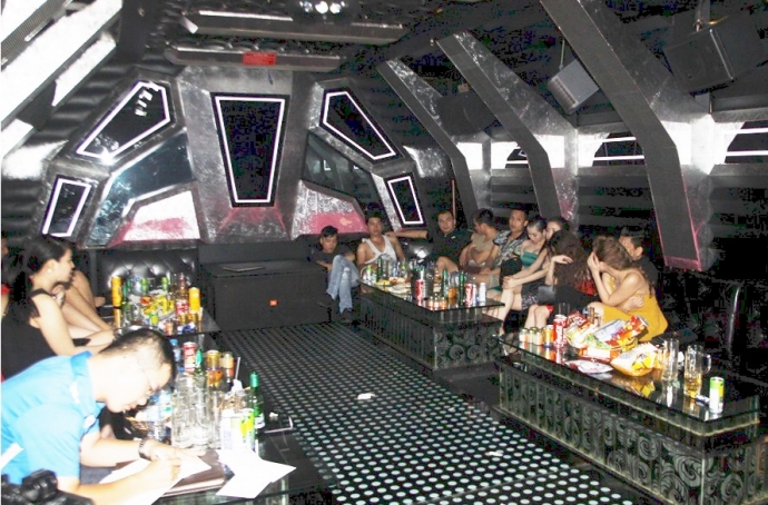 RUBY KARAOKE HẢI DƯƠNG CÓ KIẾN TRÚC 10 TẦNG HIỆN ĐẠI