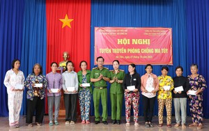 Tuyên truyền phòng chống ma tuý cho gần 3.000 người dân biên giới Kiên Giang