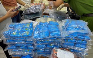 Phá xưởng pha chế, đóng gói ma túy 'nước vui' tại TPHCM, thu giữ hơn 200 kg