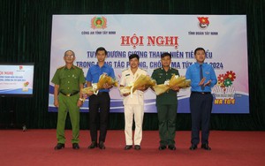 Tây Ninh: Tuyên dương 30 gương tiêu biểu trong đấu tranh phòng, chống ma túy