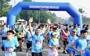 Hơn 1 nghìn người chạy vì cộng đồng không kỳ thị HIV/AIDS