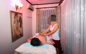 Triệt phá đường dây mại dâm ‘núp bóng’ spa tại trung tâm TPHCM