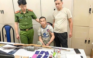 Trốn truy nã sau 25 năm, người đàn ông buôn 22kg ma túy lãnh án  - Ảnh 2.