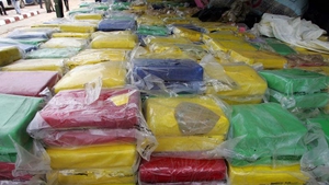Senegal thu giữ gần 1 tấn cocaine trên tàu 