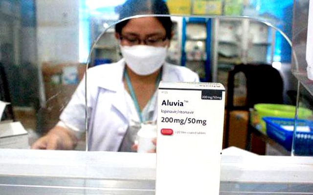Đồng Nai: Cấp thuốc ARV cho người bệnh trong thời gian chờ thuốc BHYT - Ảnh 1.
