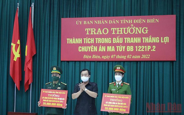 Khen thưởng lực lượng phá thành công chuyên án ma túy lớn tại Điện Biên - Ảnh 1.