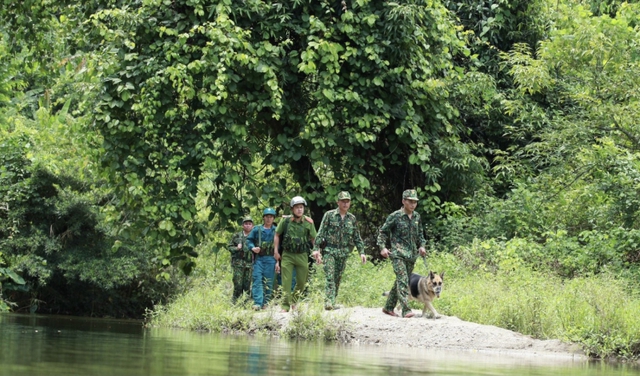 Đấu tranh hiệu quả với tội phạm ma túy trên tuyến biên giới - Ảnh 1.