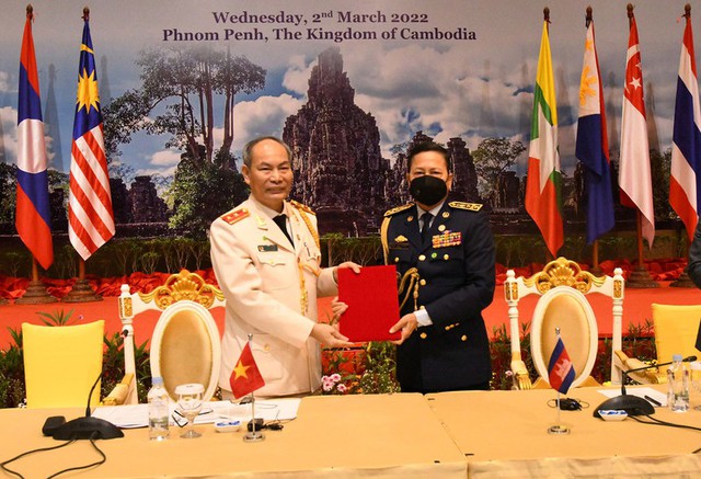 Tư lệnh Cảnh sát các nước ASEAN: Tội phạm về ma túy sẽ gia tăng - Ảnh 2. Tư lệnh Cảnh sát các nước ASEAN: Tội phạm về ma túy sẽ gia tăng - Ảnh 2.
