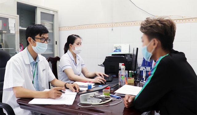 Xét nghiệm viêm gan C cho gần 300 bệnh nhân HIV/AIDS tại Cao Bằng - Ảnh 1.