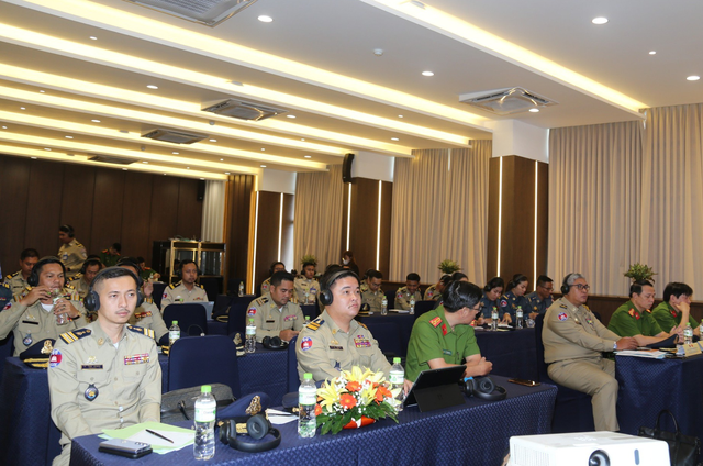 Nâng cao năng lực cho lực lượng phòng chống tội phạm ma túy Campuchia - Ảnh 1.