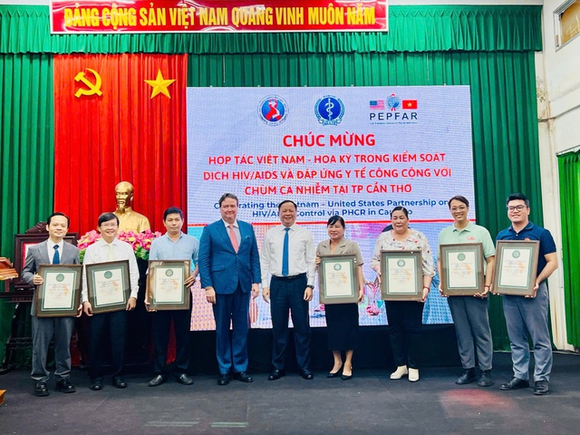 Cần Thơ - tiên phong đáp ứng y tế công cộng với chùm ca nhiễm HIV- Ảnh 1.