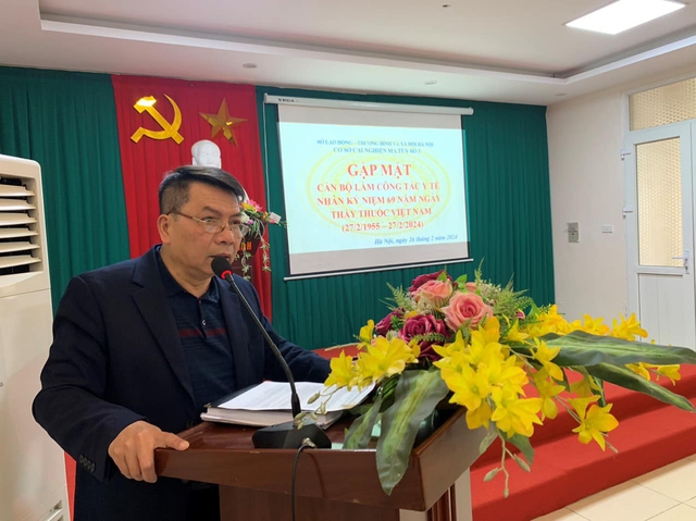 Gặp mặt những y, bác sĩ làm công việc đặc biệt- Ảnh 1. Gặp mặt những y, bác sĩ làm công việc đặc biệt- Ảnh 1.