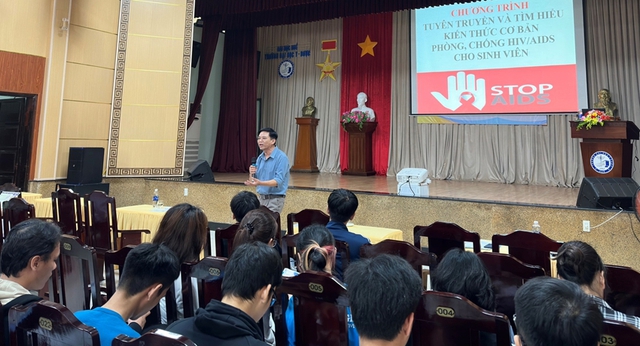 Thừa Thiên Huế: Nâng cao kiến thức về phòng, chống HIV/AIDS cho sinh viên- Ảnh 1.