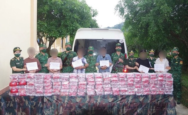 Bóc gỡ đường dây ma túy xuyên quốc gia, thu giữ 121 kg ma túy tại Hà Tĩnh- Ảnh 1.