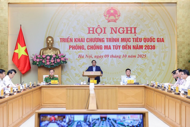 Thủ tướng: Tuyên chiến không khoan nhượng và tạo phong trào, xu thế của toàn dân để đẩy lùi tội phạm ma túy- Ảnh 2. Thủ tướng: Tuyên chiến không khoan nhượng và tạo phong trào, xu thế của toàn dân để đẩy lùi tội phạm ma túy- Ảnh 2.
