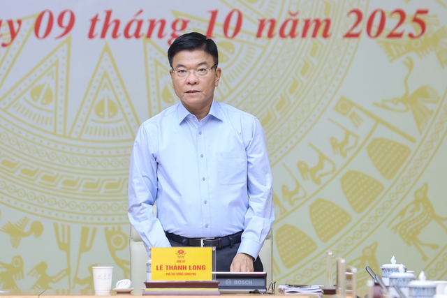 Thủ tướng: Tuyên chiến không khoan nhượng và tạo phong trào, xu thế của toàn dân để đẩy lùi tội phạm ma túy- Ảnh 3. Thủ tướng: Tuyên chiến không khoan nhượng và tạo phong trào, xu thế của toàn dân để đẩy lùi tội phạm ma túy- Ảnh 3.