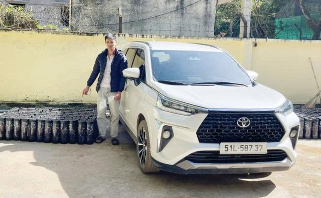 Bắt giữ 200 bình khí cười đang được vận chuyển trái phép tại Quảng Ninh- Ảnh 1.