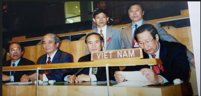 Bài 2: PGS.TS Chung Á – người gieo ánh sáng giữa ‘vùng tối’ HIV/AIDS- Ảnh 3.