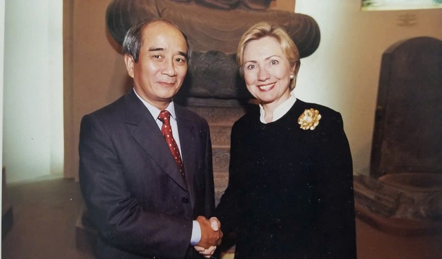 Bài 2: PGS.TS Chung Á – người gieo ánh sáng giữa ‘vùng tối’ HIV/AIDS- Ảnh 4.