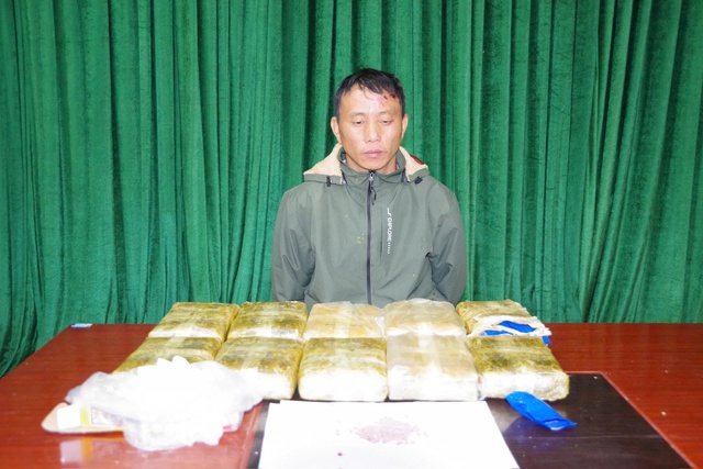 Bắt đối tượng mua bán 60.000 viên ma túy tổng hợp tại Điện Biên - Ảnh 1.