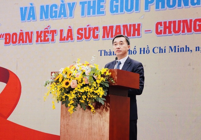 Hơn 1.500 đại biểu tham gia mít tinh hưởng ứng 35 năm Việt Nam ứng phó với HIV/AIDS- Ảnh 1.