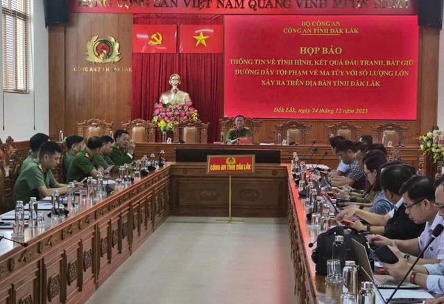 Phá đường dây ma túy từ Campuchia về Đắk Lắk sử dụng vũ khí nóng- Ảnh 1.