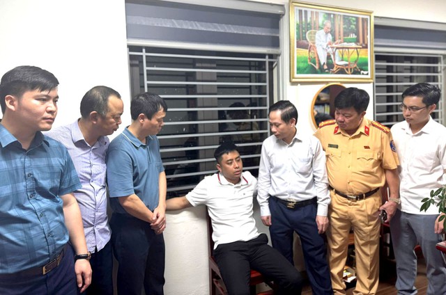 24h truy bắt toàn bộ đối tượng trong vụ buôn bán ma túy, nổ súng khiến một chiến sĩ công an hy sinh- Ảnh 4. 24h truy bắt toàn bộ đối tượng trong vụ buôn bán ma túy, nổ súng khiến một chiến sĩ công an hy sinh- Ảnh 4.