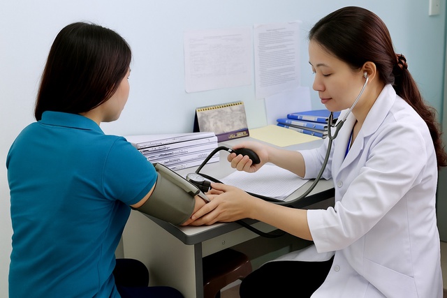 Những ‘vùng sáng’ trong dự phòng lây truyền HIV từ mẹ sang con - Ảnh 1.