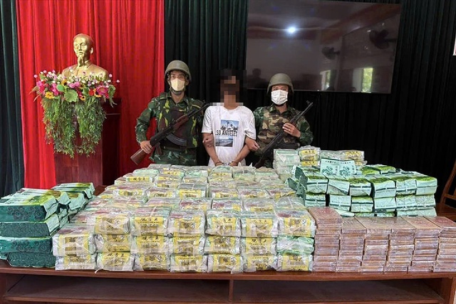 Phá chuyên án ma túy lớn nhất miền Trung thu giữ gần 300kg ma túy- Ảnh 1.