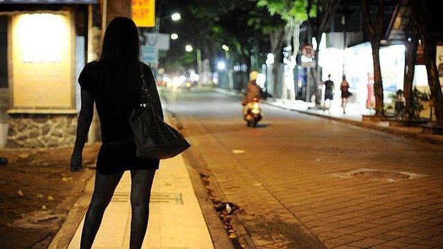 TPHCM: Hơn 4 nghìn cơ sở kinh doanh dịch vụ dễ phát sinh tệ nạn mại dâm- Ảnh 1.