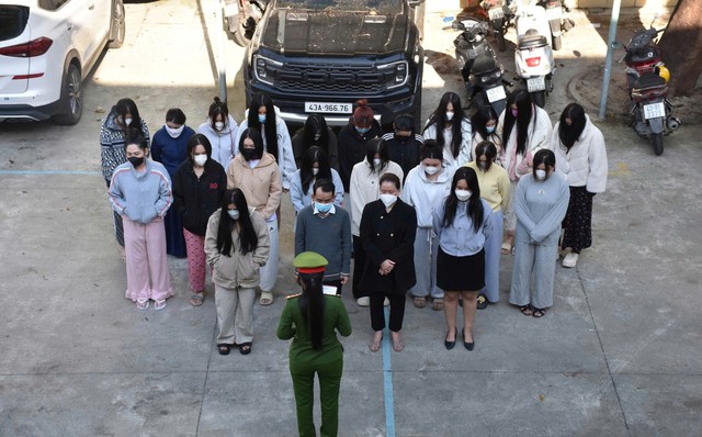 Triệt xoá 2 tụ điểm mại dâm trá hình trong khách sạn tại Đà Nẵng- Ảnh 1.