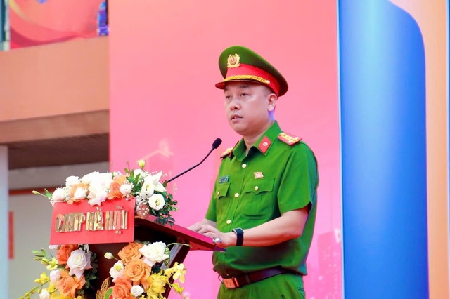 Công an TP. Hà Nội lan tỏa thông điệp ‘Không thử ma túy dù chỉ một lần’ - Ảnh 2. Công an TP. Hà Nội lan tỏa thông điệp ‘Không thử ma túy dù chỉ một lần’ - Ảnh 2.