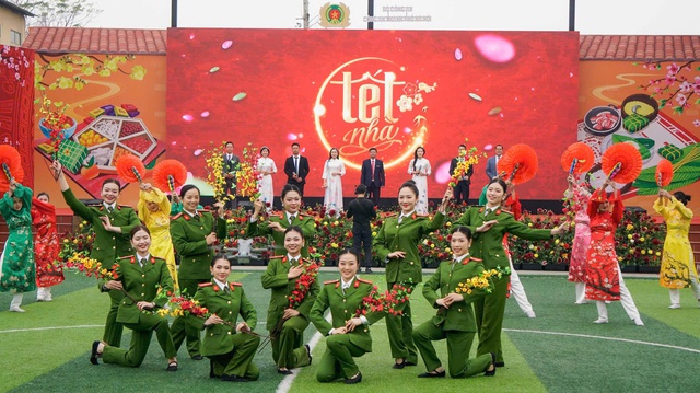 Chương trình 'Tết Nhà' lan tỏa thông điệp nhân văn tại cơ sở cai nghiện ma túy- Ảnh 2. Chương trình 'Tết Nhà' lan tỏa thông điệp nhân văn tại cơ sở cai nghiện ma túy- Ảnh 2.