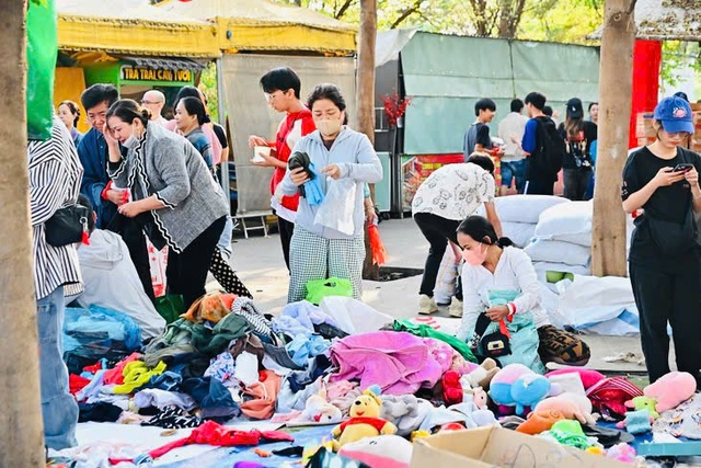 'Hạt gạo chia đôi' – chung tay góp ‘Tết ấm’ cho trẻ bị ảnh hưởng bởi HIV/AIDS- Ảnh 3.