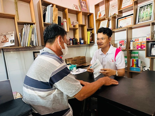Nâng cao năng lực quản lý người nhiễm HIV cho y tế cơ sở- Ảnh 1. Nâng cao năng lực quản lý người nhiễm HIV cho y tế cơ sở- Ảnh 1.