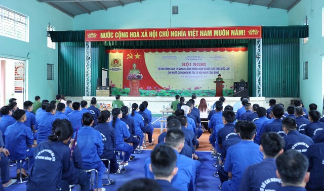 Phổ biến chính sách tín dụng ưu đãi, định hướng nghề nghiệp cho người cai nghiện- Ảnh 1.