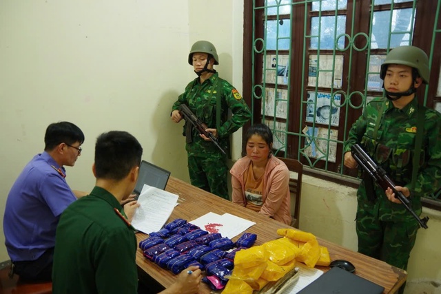 Triệt phá một đường dây ma túy quy mô liên tỉnh, tạm giữ hình sự 5 nghi phạm- Ảnh 3.