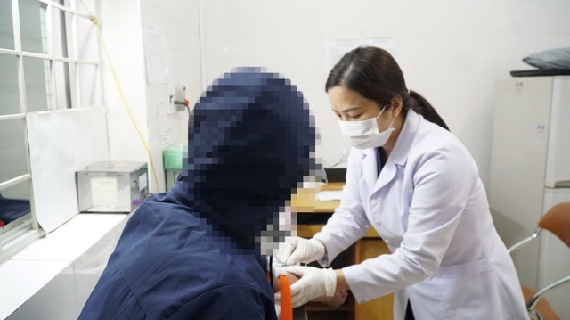 Chủ động phòng tránh phơi nhiễm HIV để bảo vệ cộng đồng- Ảnh 1. Chủ động phòng tránh phơi nhiễm HIV để bảo vệ cộng đồng- Ảnh 1.
