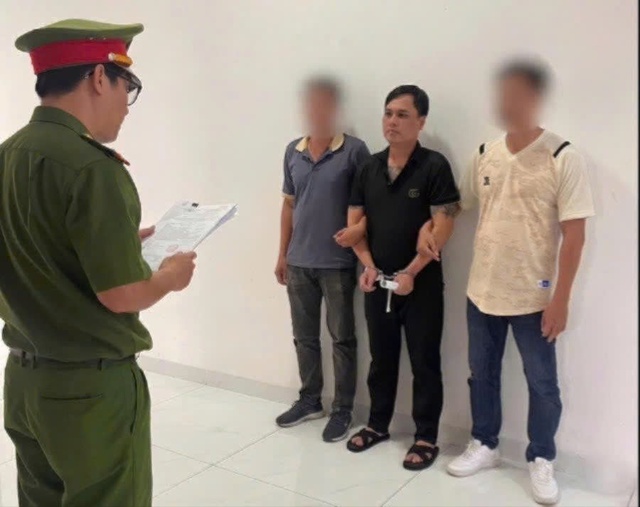 Bắt giữ ‘tú ông’ môi giới mại dâm qua mạng xã hội- Ảnh 1. Bắt giữ ‘tú ông’ môi giới mại dâm qua mạng xã hội- Ảnh 1.