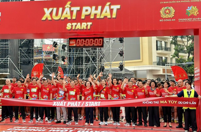 Hơn 3.300 xã, phường, đặc khu cùng hưởng ứng Lễ mít tinh và Giải chạy phòng, chống ma túy- Ảnh 1.