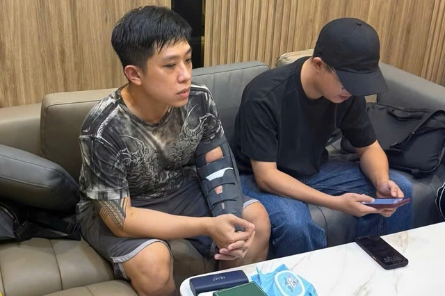 Phá đường dây môi giới mại dâm nam đồng tính quy mô cực ‘khủng’- Ảnh 1. Phá đường dây môi giới mại dâm nam đồng tính quy mô cực ‘khủng’- Ảnh 1.