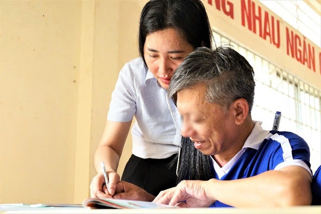 Những lớp học ‘xóa mù chữ’ mở lối tái hòa nhập cho học viên cai nghiện- Ảnh 2. Những lớp học ‘xóa mù chữ’ mở lối tái hòa nhập cho học viên cai nghiện- Ảnh 2.