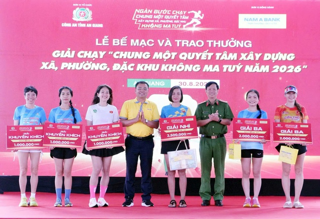 Hơn 1.200 vận động viên chạy vì cộng đồng không ma túy- Ảnh 1.